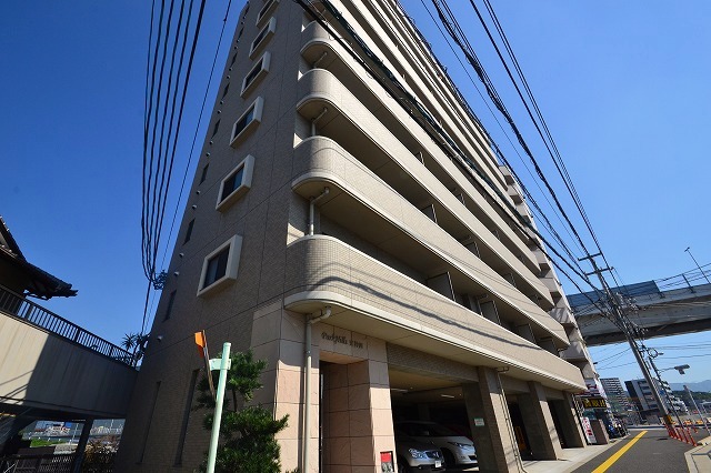 パークヒルズ天神川の外観写真