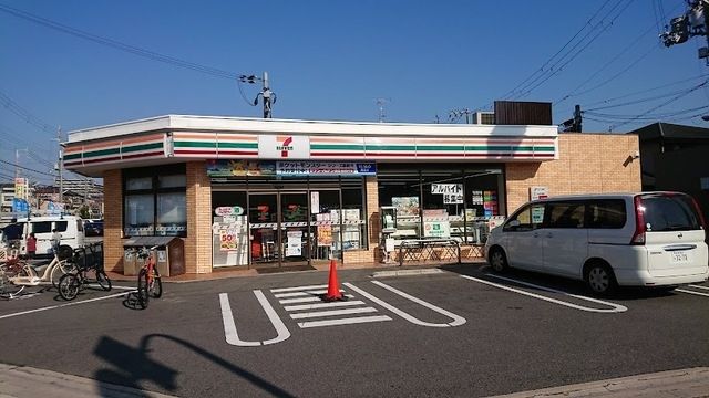 コンビニ　セブンイレブン大阪浜3丁目店（コンビニ）まで621m