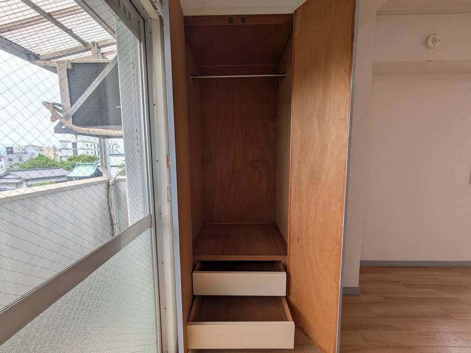 収納　クローゼット