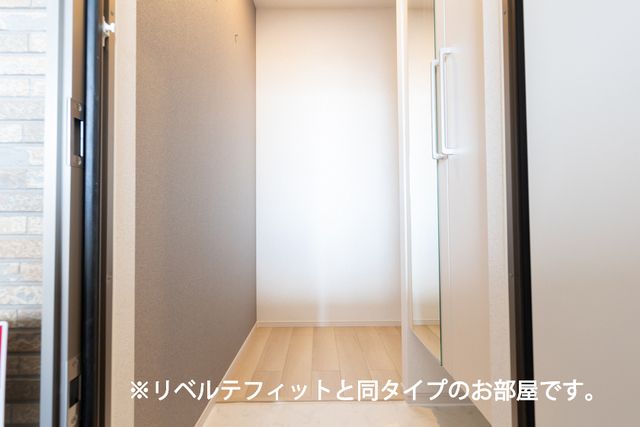 小田急線 向ケ丘遊園駅 徒歩5分 3階建 新築の玄関写真
