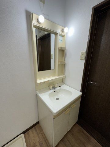 サンシャインハイツ草加の内装写真