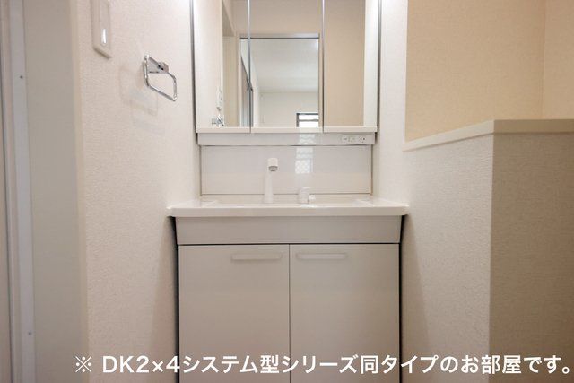 ＪＲ仙山線 北仙台駅 徒歩12分 2階建 新築の内装写真