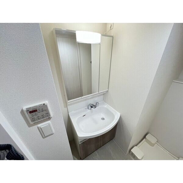 洗面設備　別室の参考写真です。※現況優先