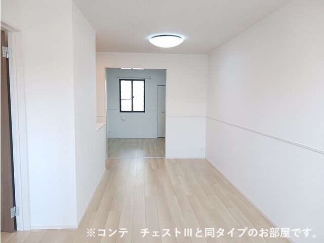 メゾンフルールの居間写真