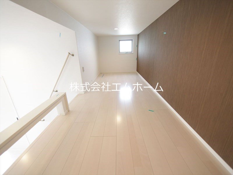 その他　ロフト6.3帖（収納でもお部屋でも使えます）同型写真