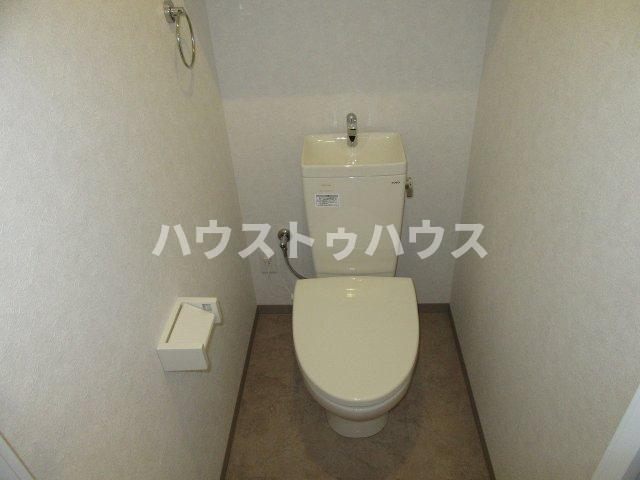 エレガンテ十条のトイレ写真