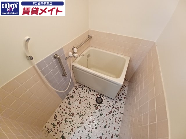 ロイヤルハイツ白子駅前の風呂写真