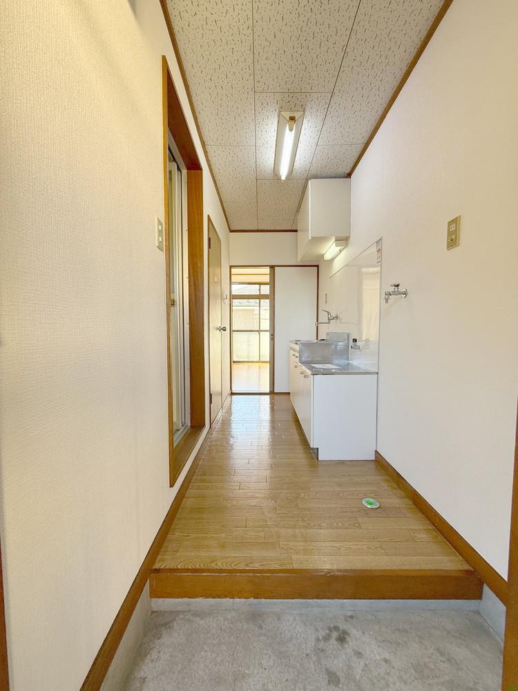 ホワイトテラス川中の内装写真