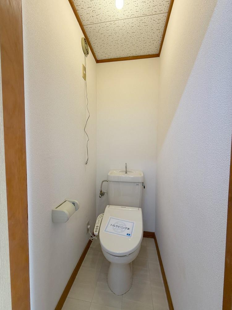 ホワイトテラス川中のトイレ写真