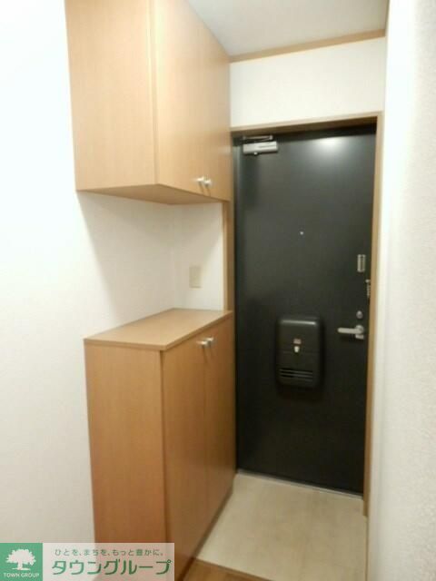 CASA新川崎の玄関写真