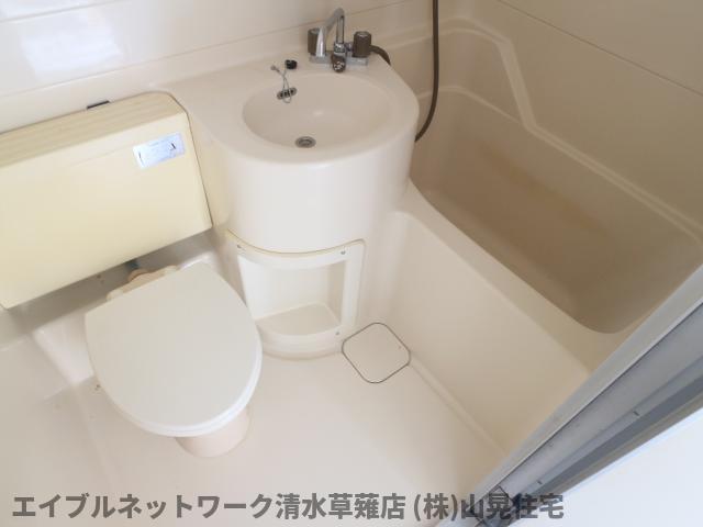 バス・シャワールーム　ゆったり過ごせるお風呂です