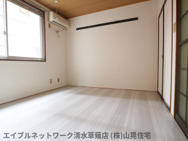 居室・リビング　ゆったりとした居間です