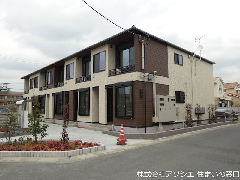 建物外観　サンリットレイクのご紹介は住いの窓口アソシエにお任せください