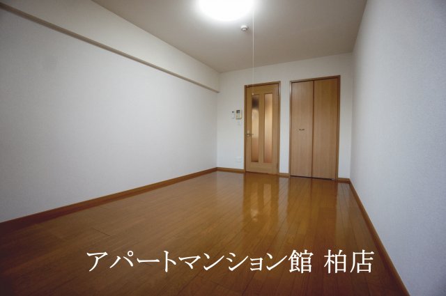 居室・リビング　※別号室参考写真です