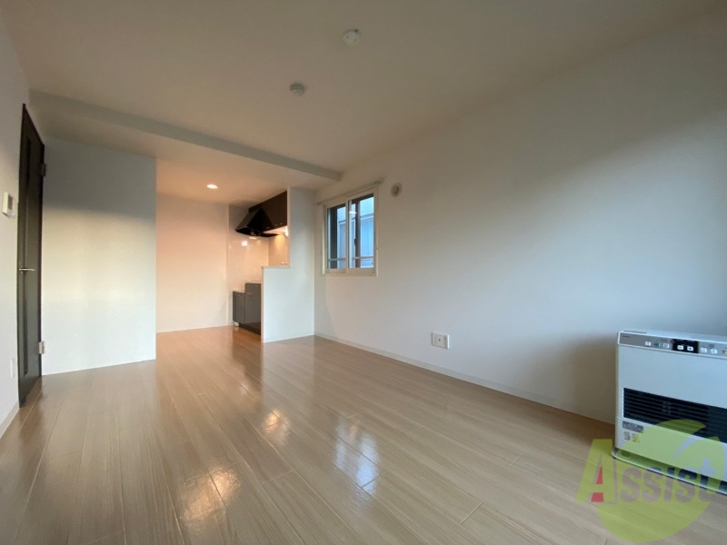 居室・リビング　明るいお部屋は気持ちよく過ごせそうですね。