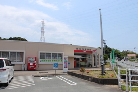 郵便局　伊左地郵便局（郵便局）まで451m