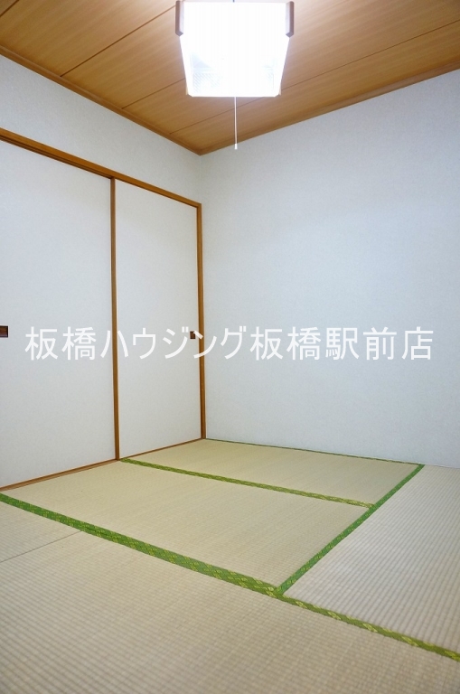 ロワール赤塚の内装写真