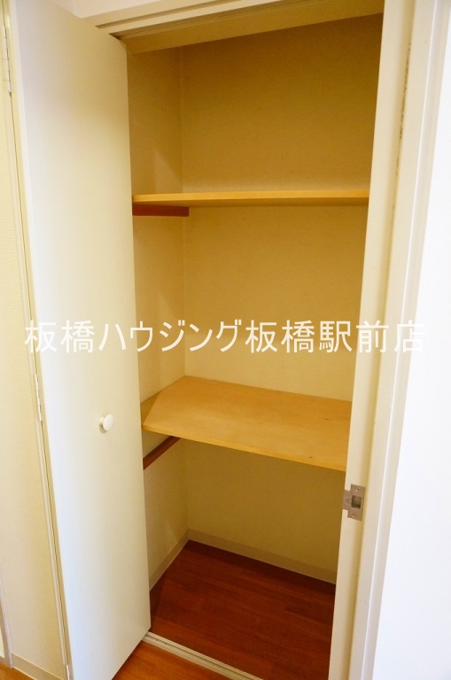 ロワール赤塚の内装写真