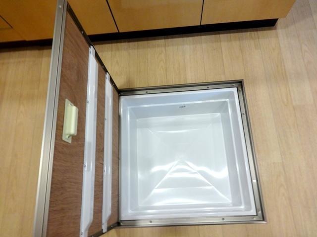 その他　床下収納