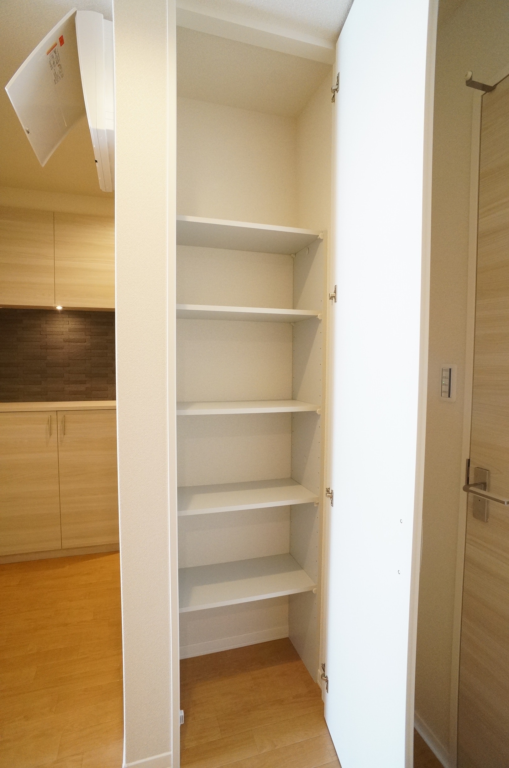 収納　玄関ホールに収納付いております！