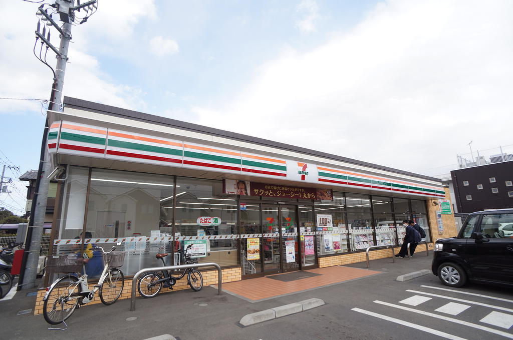 コンビニ　セブンイレブン横浜阿久和山谷店（コンビニ）まで816m