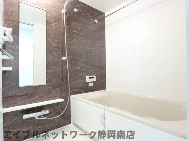 バス・シャワールーム　日々の暮らしに欠かせないお風呂です