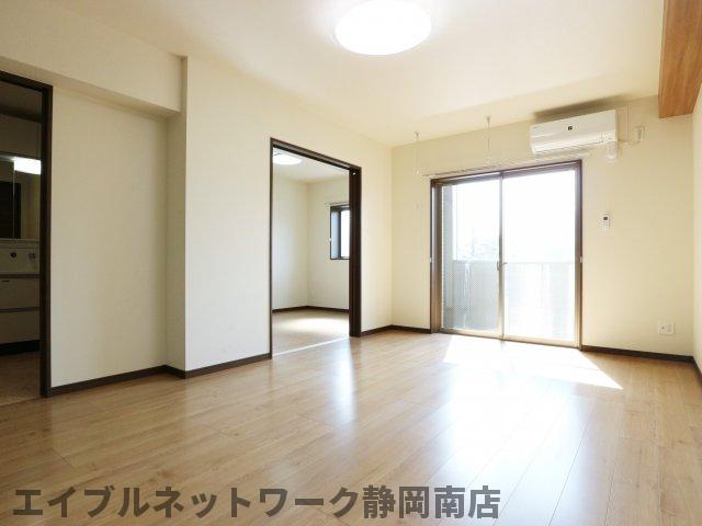 居室・リビング　ゆったりとしたリビングです