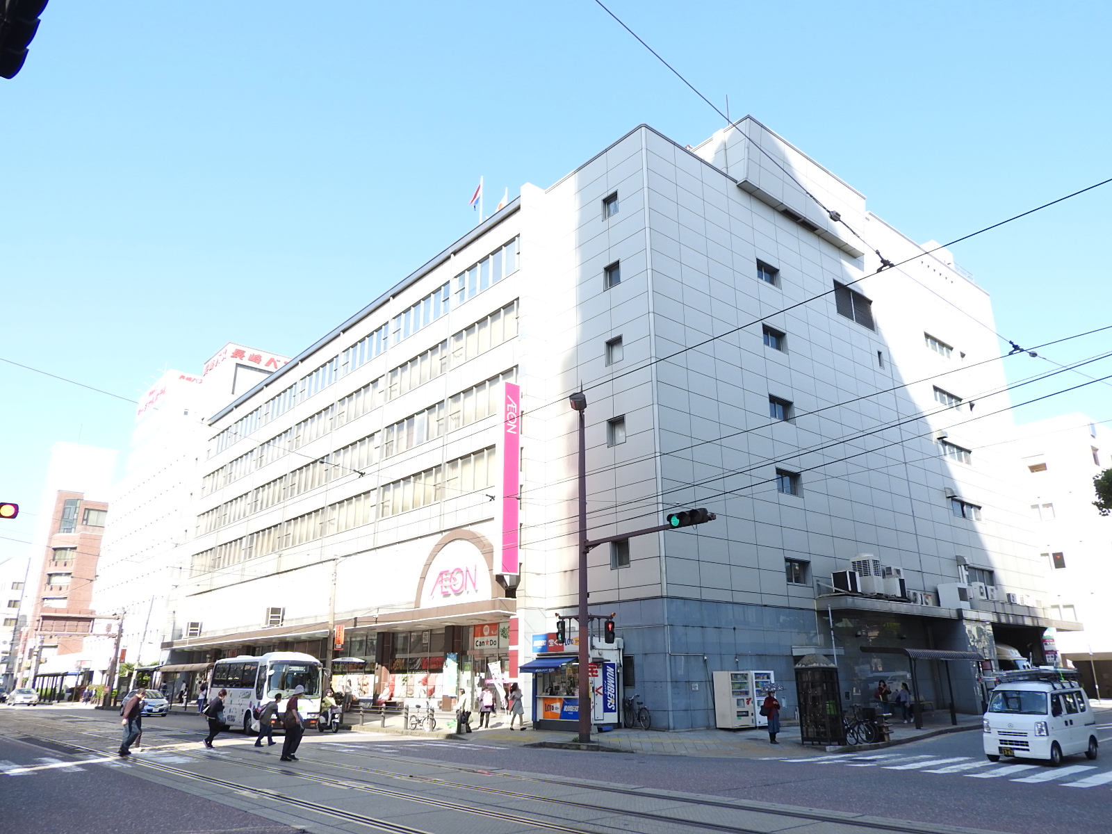 スーパー　イオン長崎店（スーパー）まで228m
