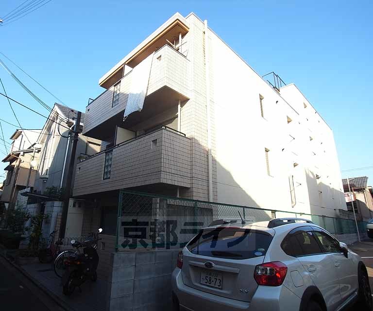 京都市中京区神泉苑町のマンションの建物外観