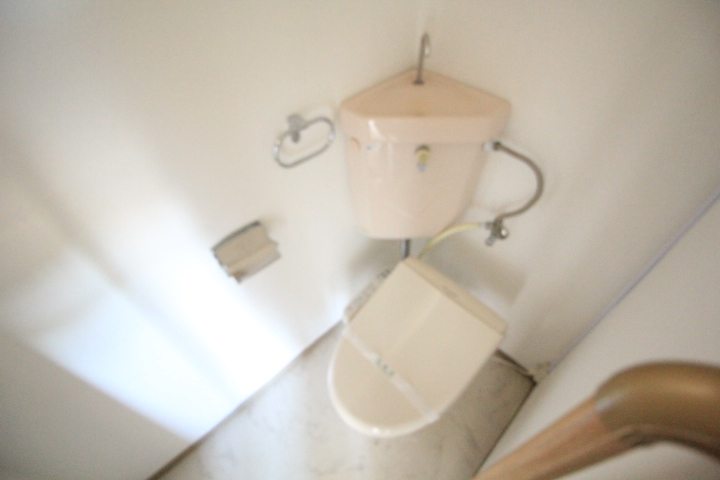 トイレ　温水洗浄便座付き☆