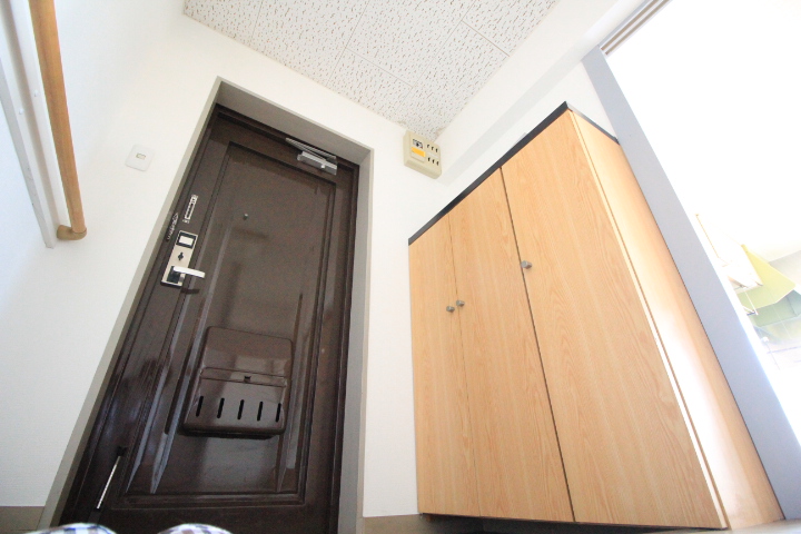 玄関　シューズボックス付き☆