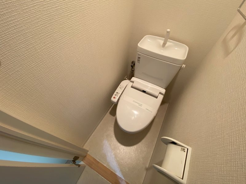 【神戸市兵庫区新開地のマンションのトイレ】