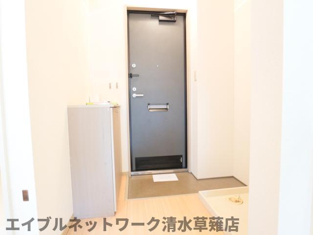 玄関　明るい玄関です