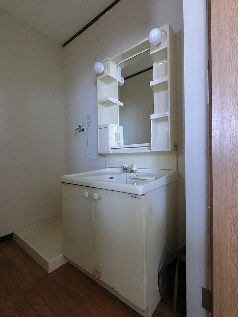 洗面設備　洗面化粧台