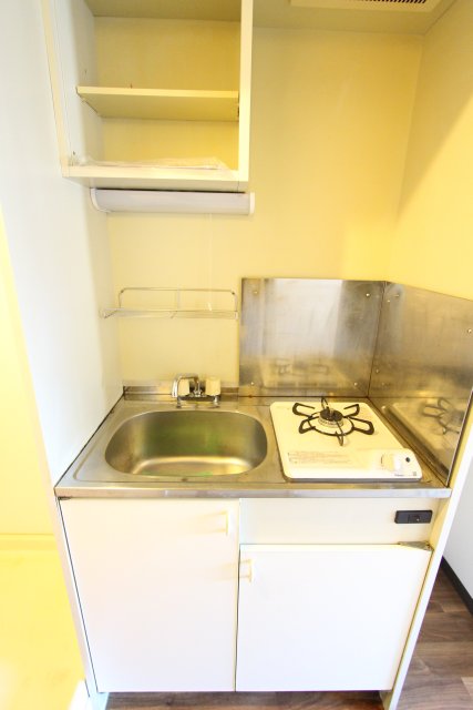 キッチン　同物件別号室