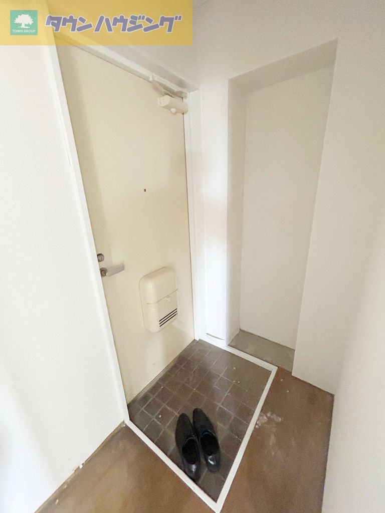 玄関　リフォーム中（2024.9上旬時点）