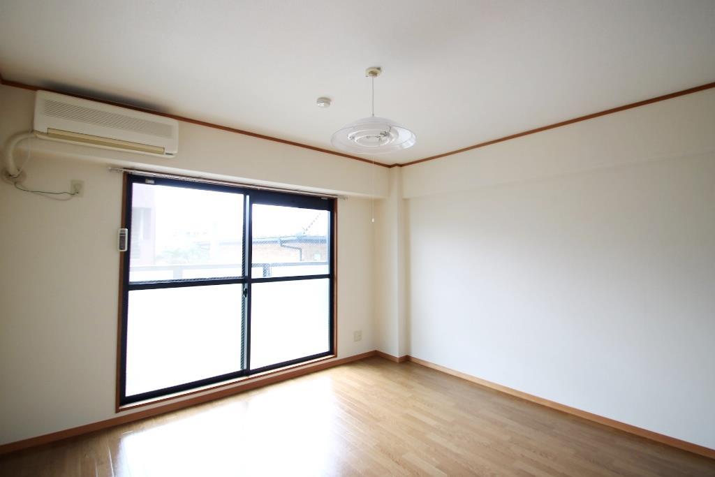 居室・リビング　※他室参照