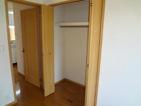 収納　クローゼット