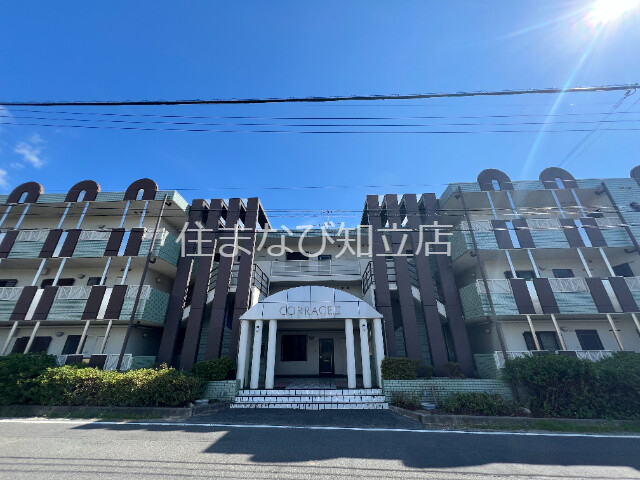 豊田市東新町のマンションの建物外観