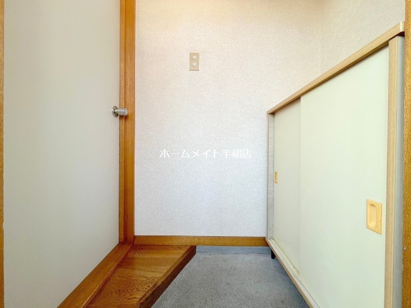 玄関　玄関スペース、シューズボックス付きです♪