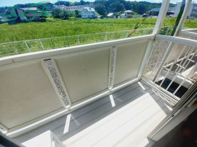 バルコニー　別部屋同タイプ