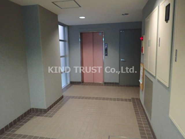 ロビー　ゆとりのあるロビーです