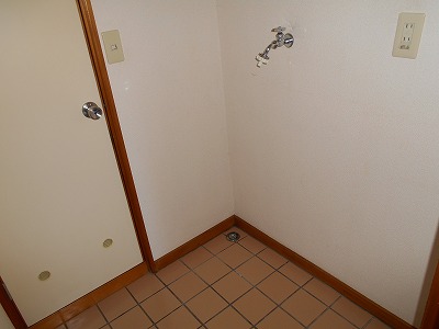 洗面設備　洗濯機置き場