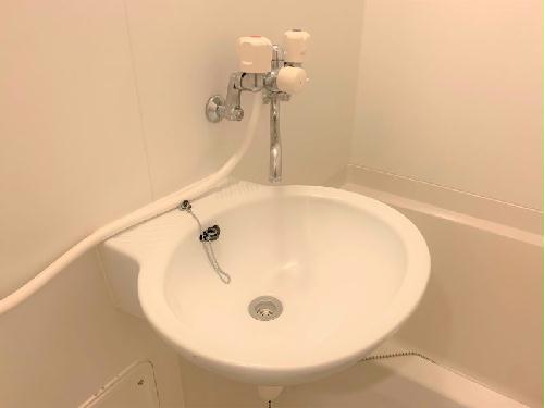 洗面設備　設備・仕様は号室により異なる為、現況を優先致します。