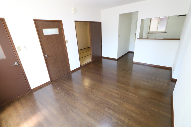 居室・リビング　※別室参考画像