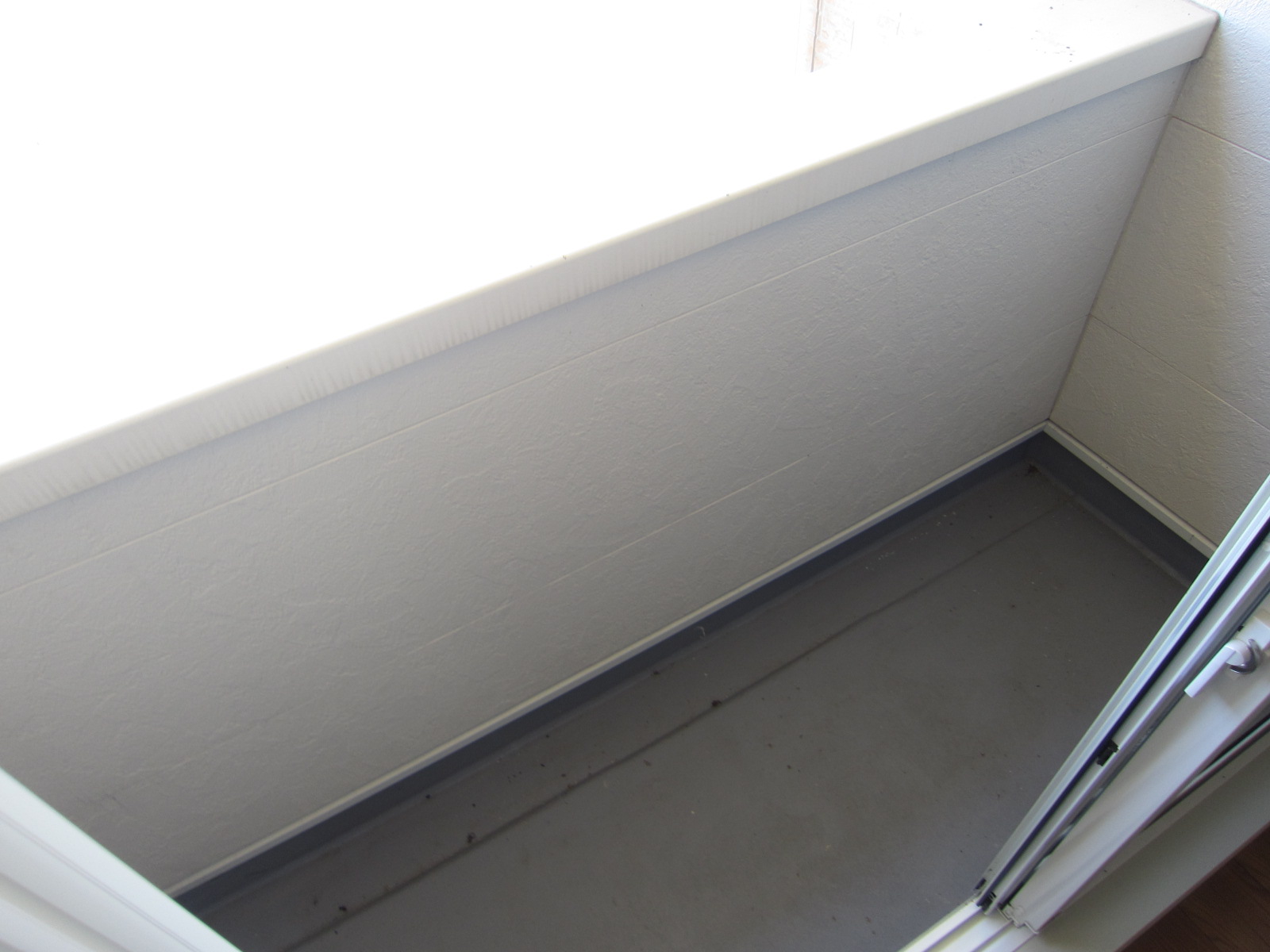 バルコニー　室内写真は別室です