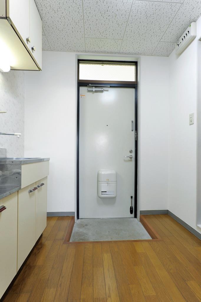 玄関　※他室参照