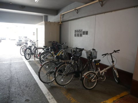 その他設備　別部屋の内装写真です、現況有姿となります。
