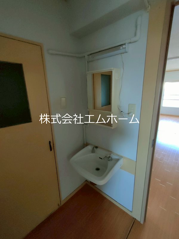 洗面設備　独立洗面台