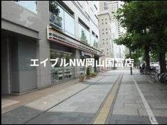 コンビニ　セブンイレブン岡山柳1丁目店（コンビニ）まで412m